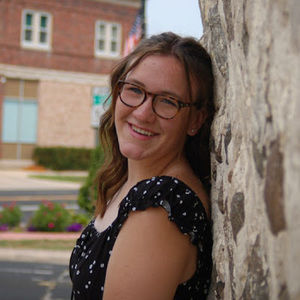 Meet your Posher, Claire